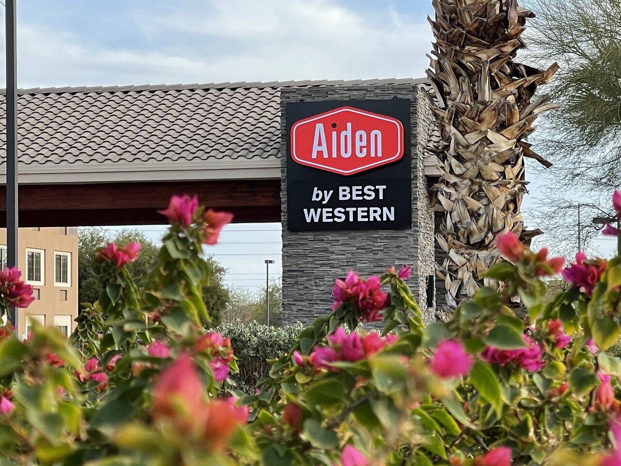 Aiden By Best Western Scottsdale North Екстериор снимка