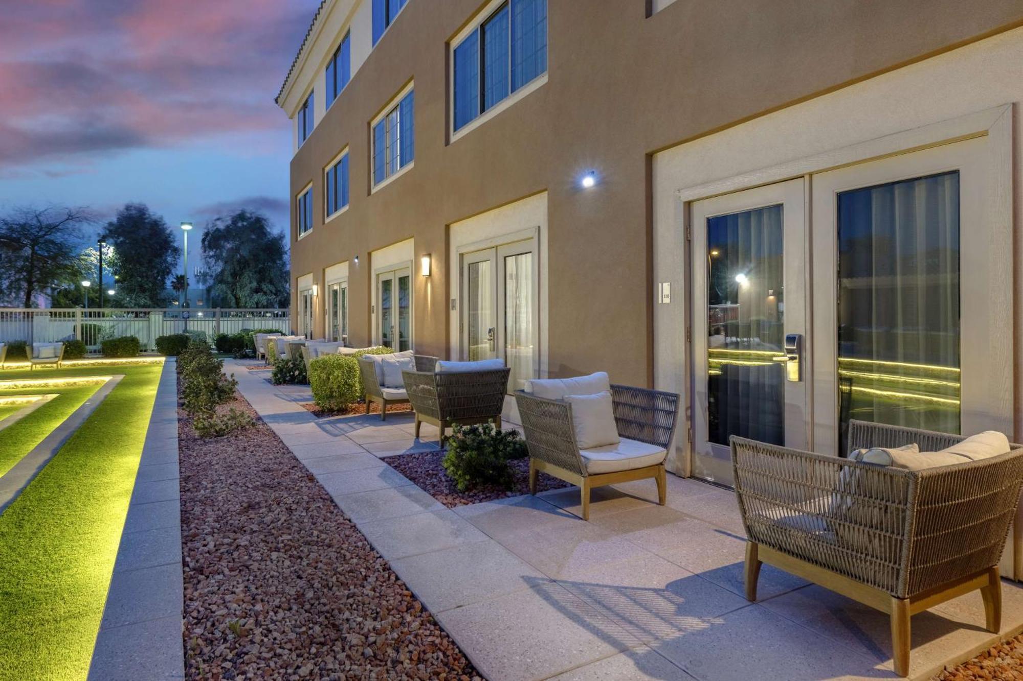 Aiden By Best Western Scottsdale North Екстериор снимка